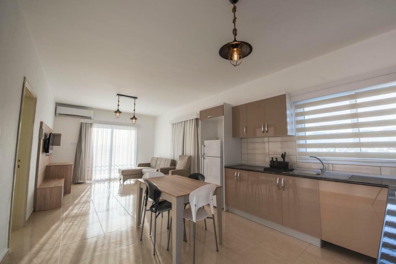 Deniz Airport Suites Λευκωσία Εξωτερικό φωτογραφία