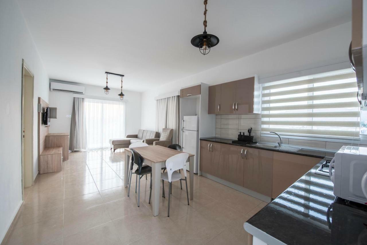 Deniz Airport Suites Λευκωσία Εξωτερικό φωτογραφία