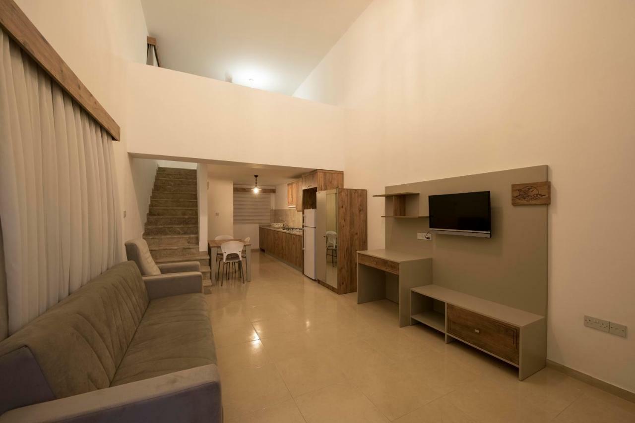 Deniz Airport Suites Λευκωσία Εξωτερικό φωτογραφία