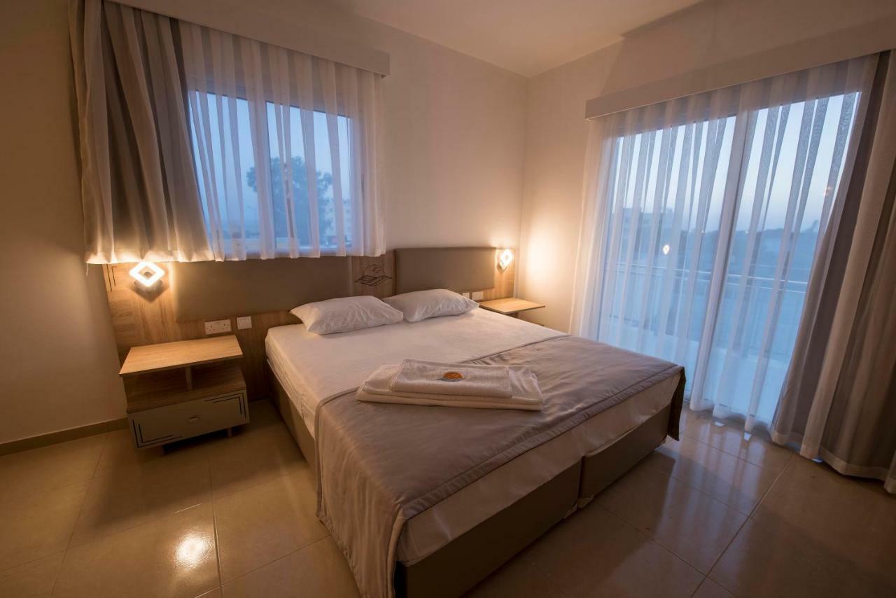 Deniz Airport Suites Λευκωσία Εξωτερικό φωτογραφία