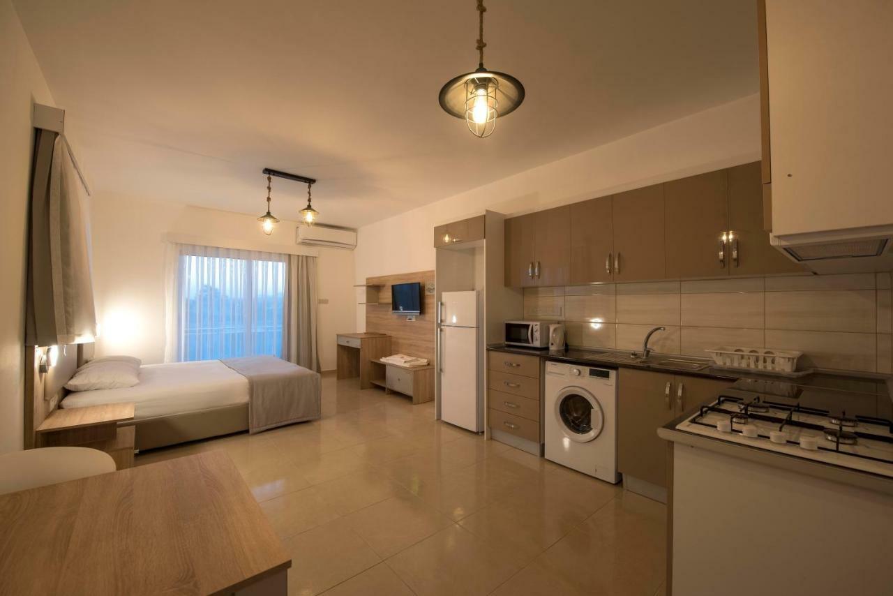 Deniz Airport Suites Λευκωσία Εξωτερικό φωτογραφία